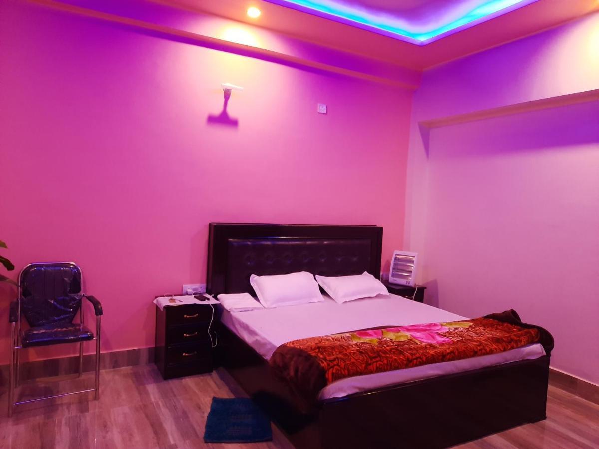 Hotel Blue Diamond Bahraich Extérieur photo